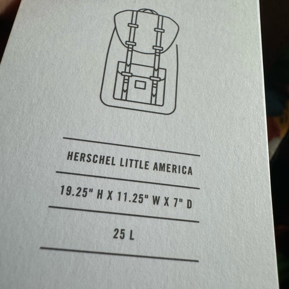 Herschel Little America “Tie Dye Check” 25L backpack - Picture 5 of 6